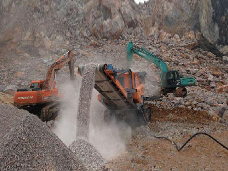 Mobile crushing station in Guangxi