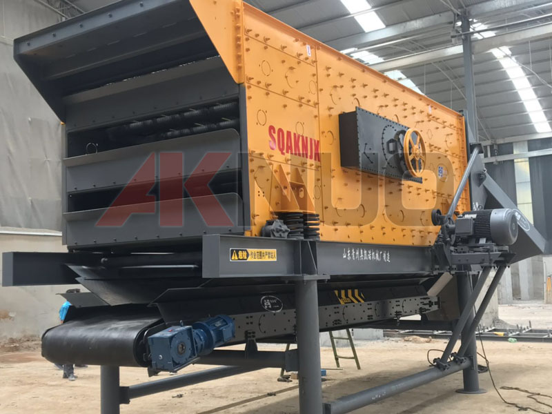 Three axis elliptical vibrating screen